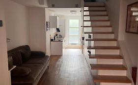 Lilan Apartment